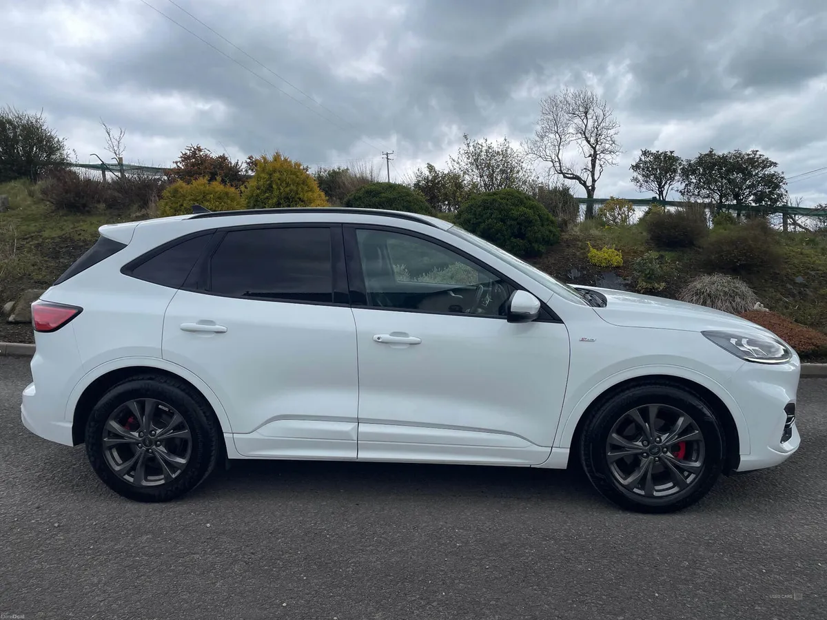 Ford Kuga DIESEL ESTATE - Image 3