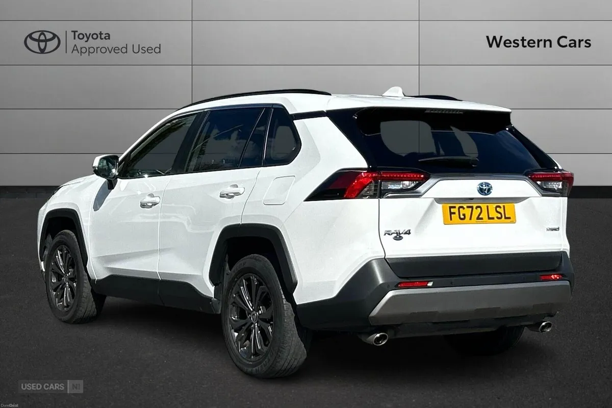 Toyota RAV4 2.5 VVT-h Design CVT Euro 6 (s/s) 5dr - Image 4