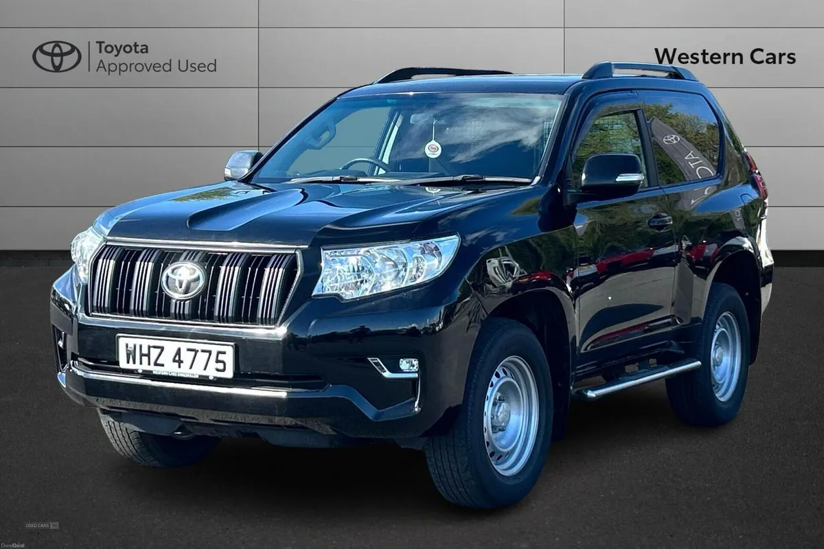 Toyota Land Cruiser 2.8D Utility 4WD SWB Euro 6 3d - Image 3