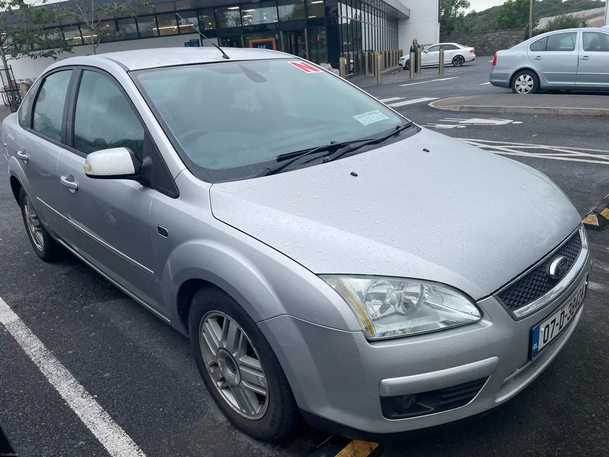 Ford Focus Chia 1.6 petrol 2007 automatic - Image 1