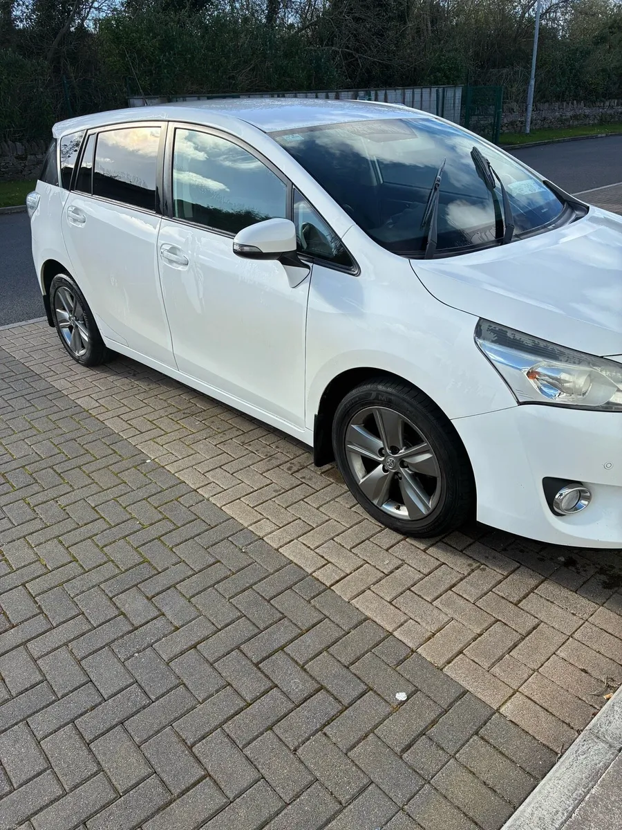 Toyota Verso - Image 1