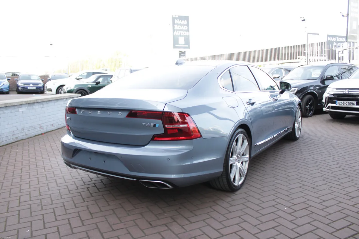 2018 VOLVO S90 T6 2.0 4DR SALOON AUTO - Image 4