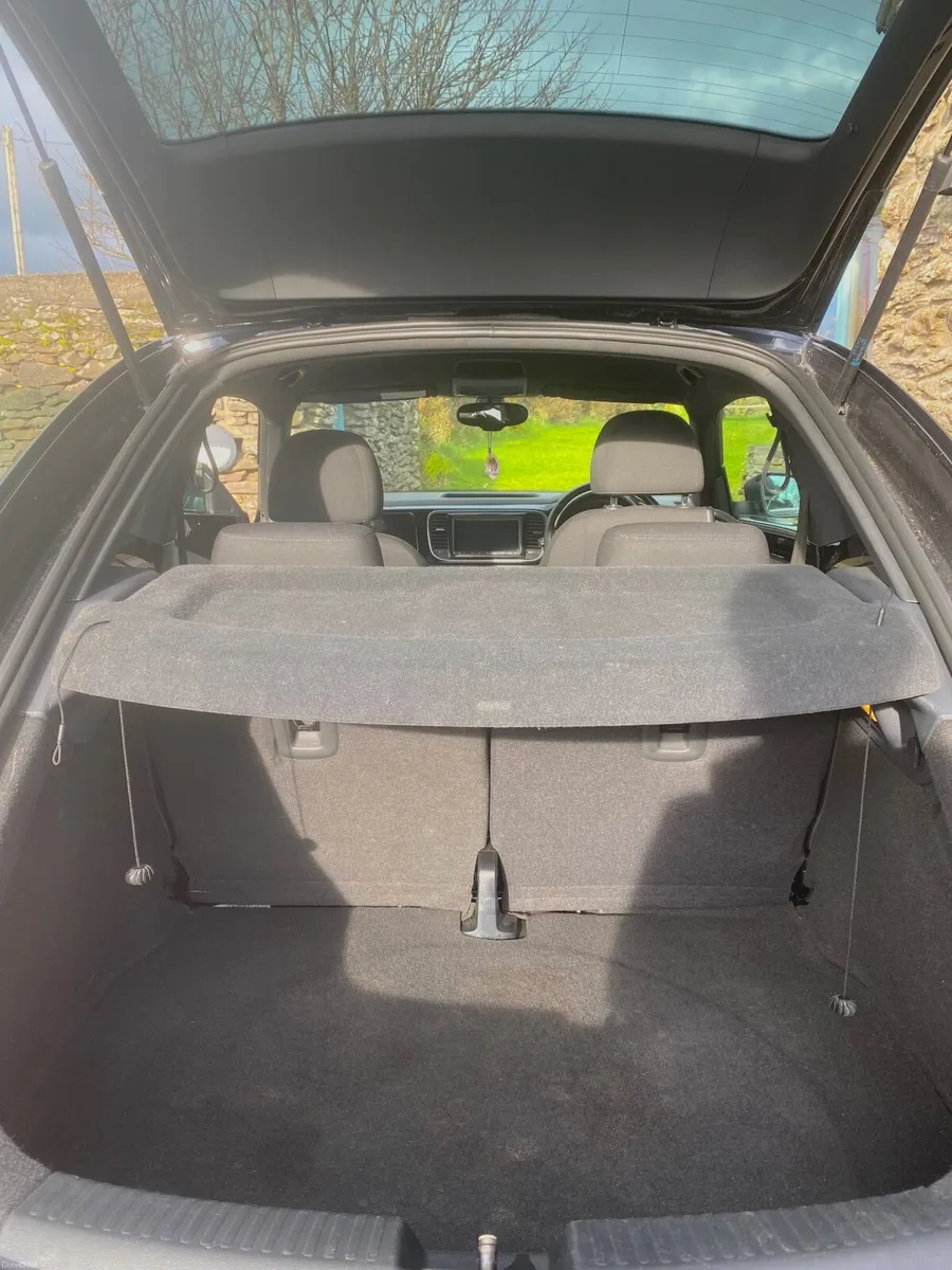 Volkswagen Beetle 2016 - Image 4