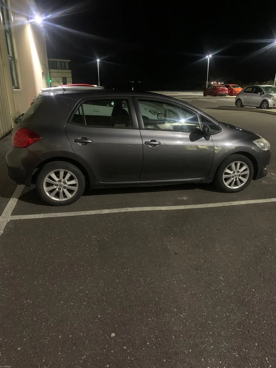 Toyota Auris 2008 - Image 3