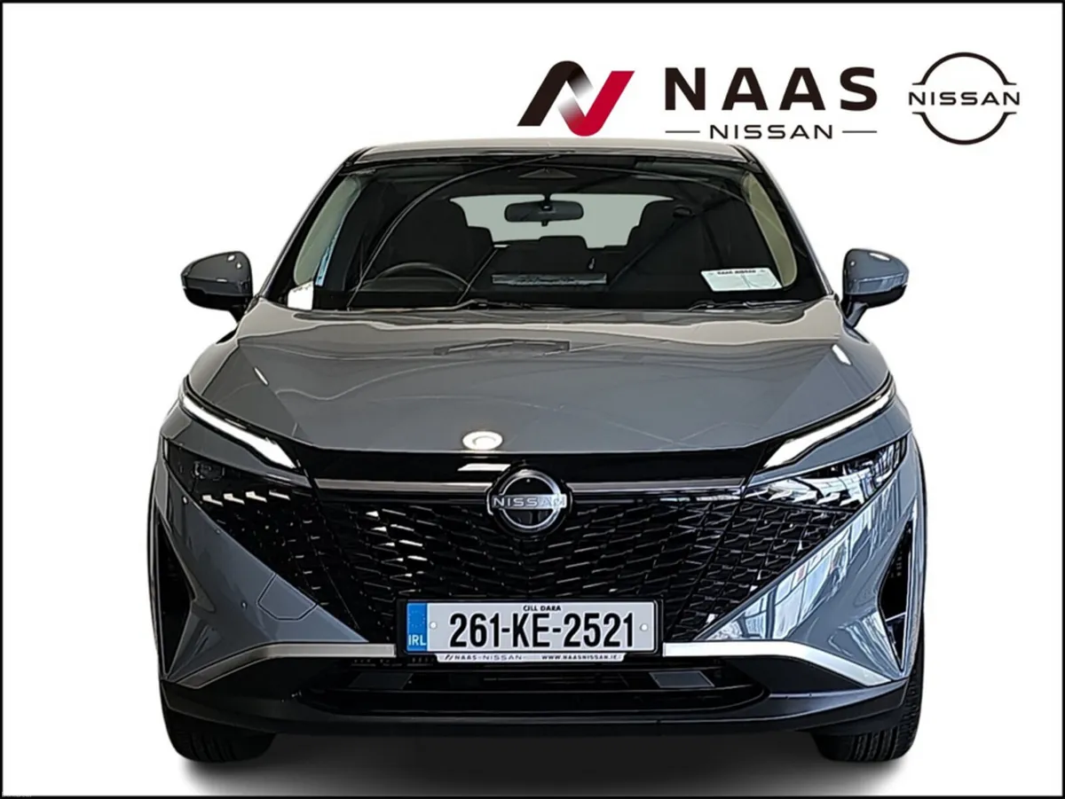 Nissan Qashqai 1.3 MHEV SV MY24 4DR - Image 2