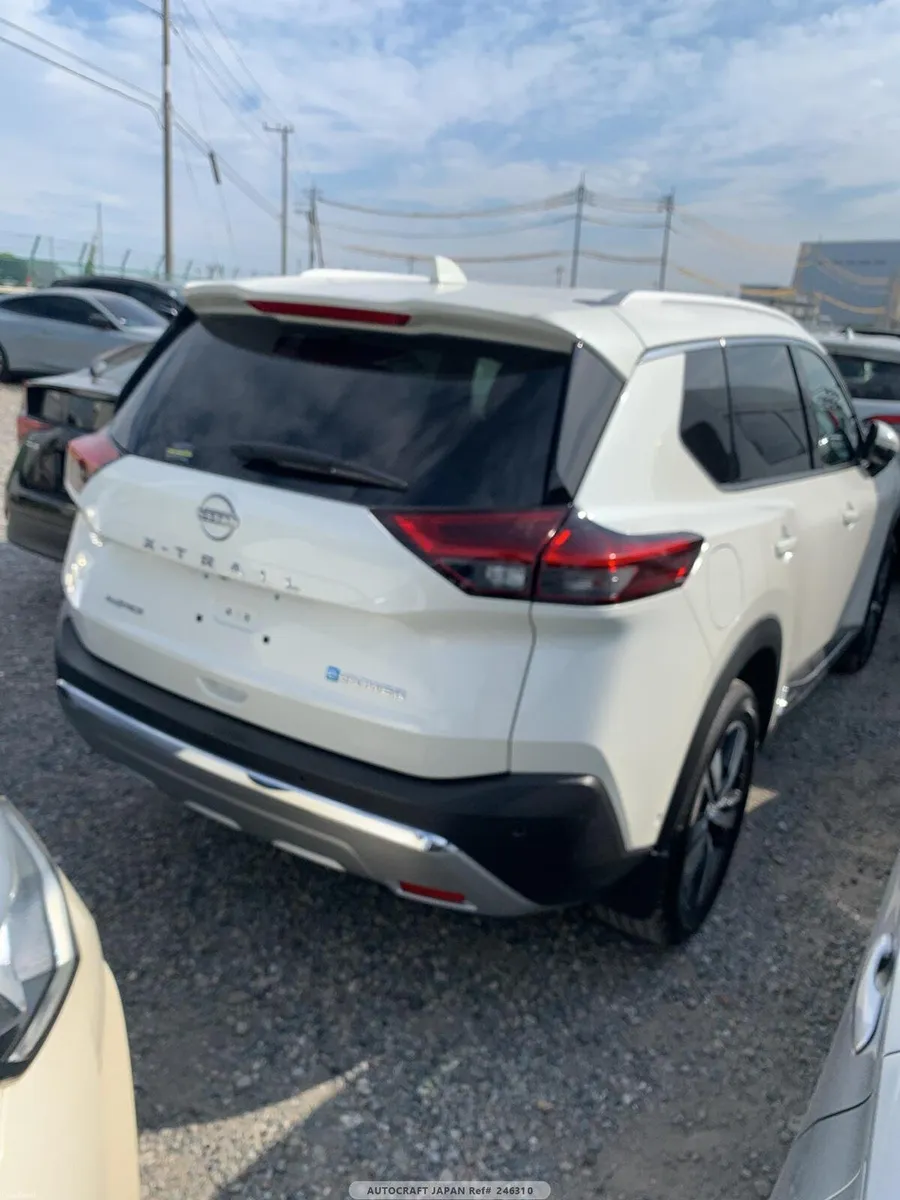 Nissan X-Trail - Image 4