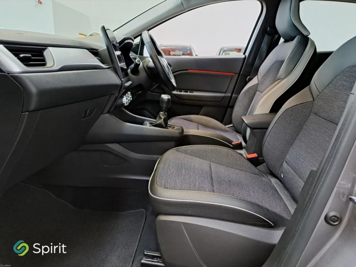 Renault Captur GT LINE TCE 100*Call Steven on 086 - Image 4