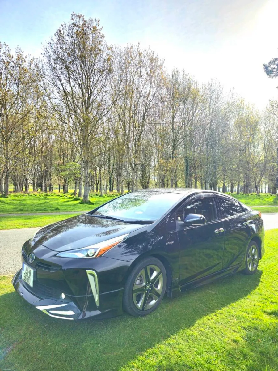 Toyota Prius HigSpex Leather Interior 2019 - Image 2