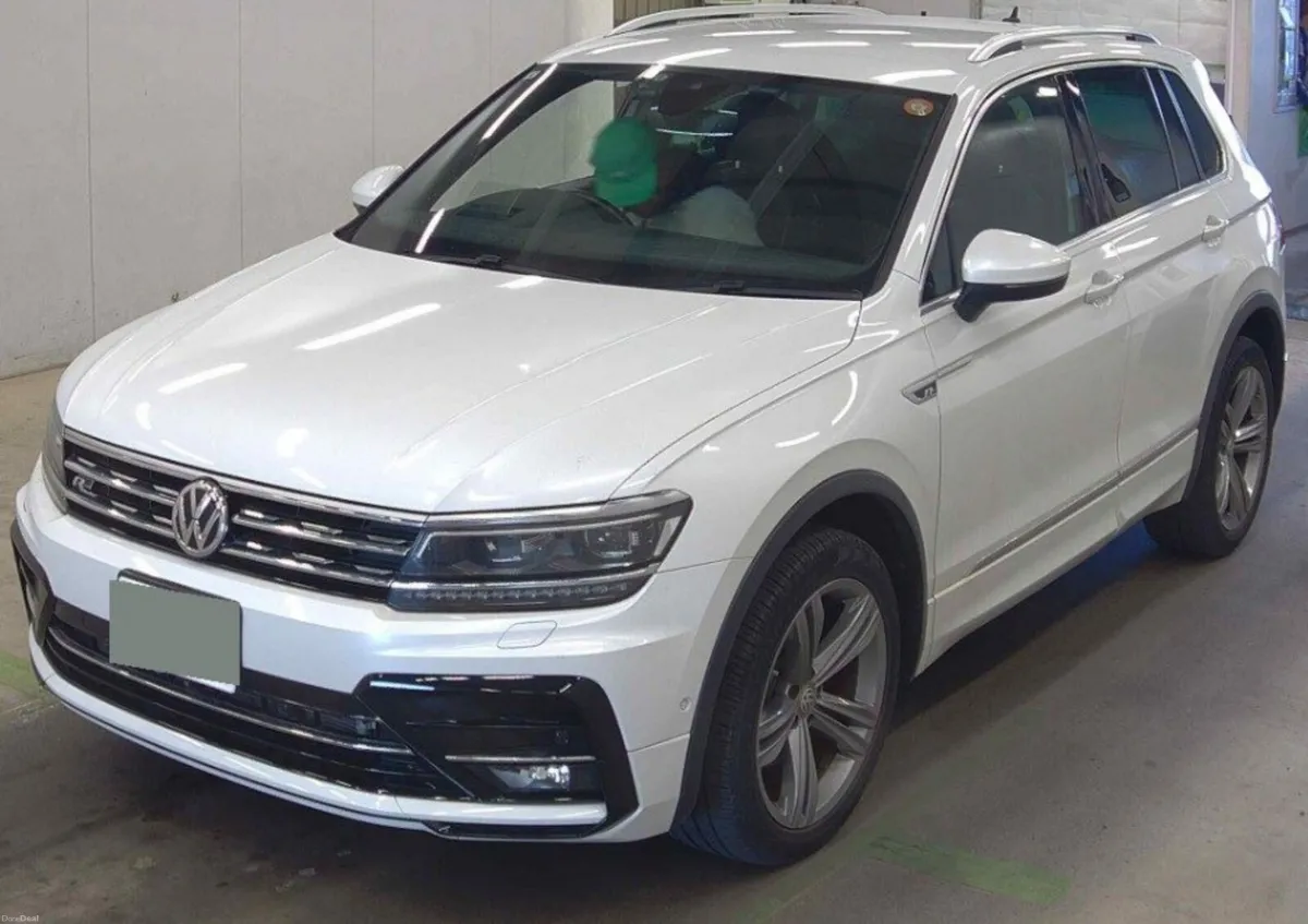 2019 VW Tiguan R-Line 4 Motion - Image 2
