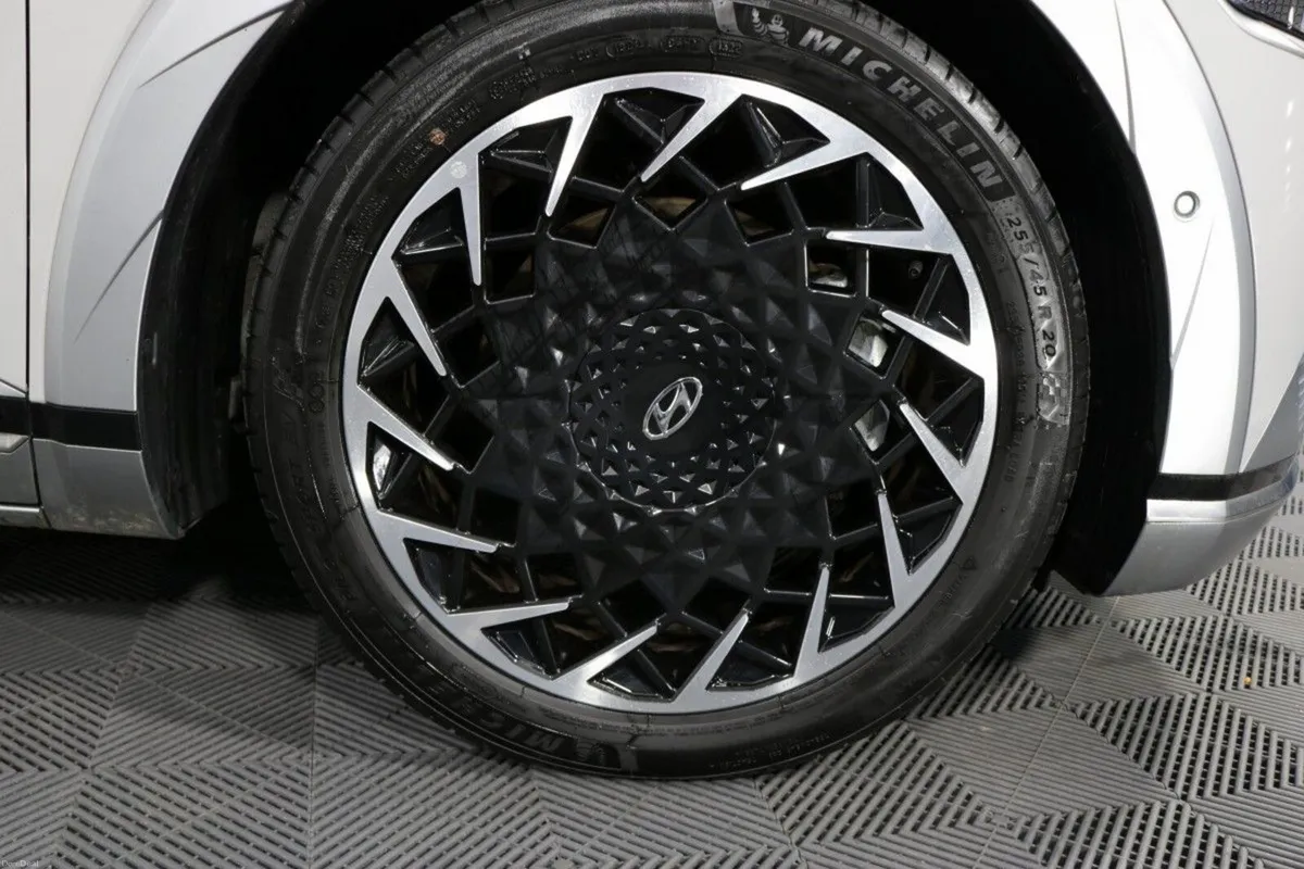 Hyundai IONIQ 5 PLATINUM 77 kWh EV - Image 4
