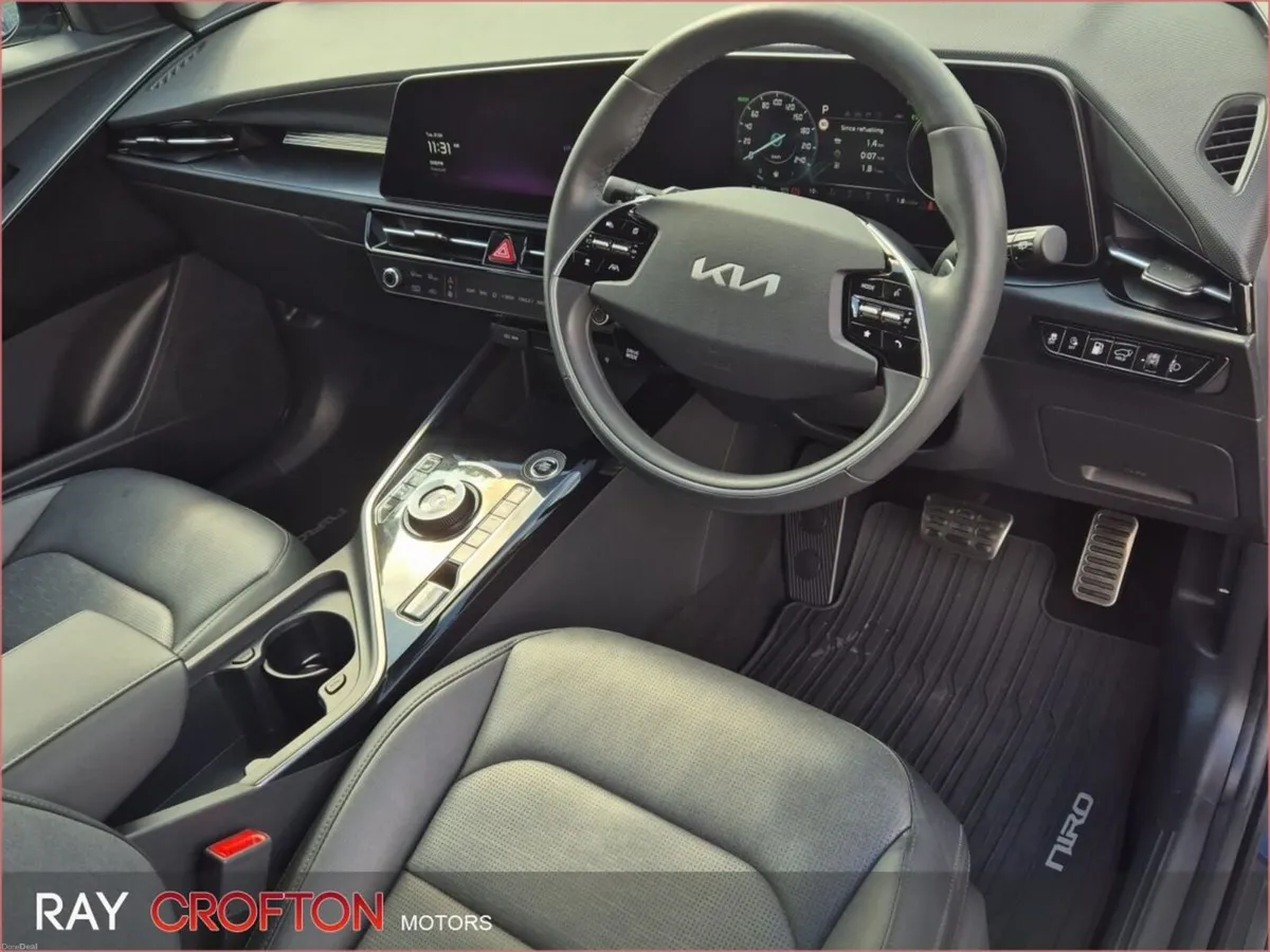 Kia Niro Niro PHEV K4 Black Cladding - Image 3