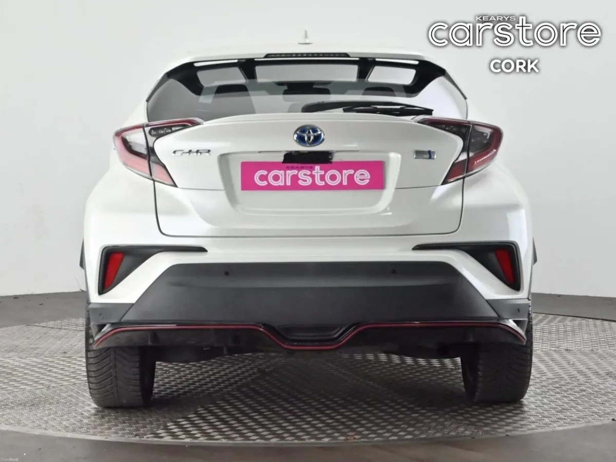 Toyota C-HR 1.8 HYBRID Auto (Full KIT) - Image 4