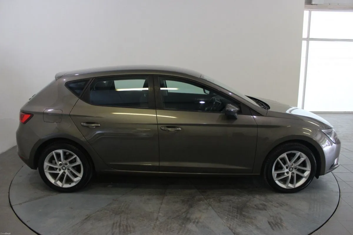 SEAT Leon 1.2TSI 110PS SE SELECT - TENDER 23 - Image 3