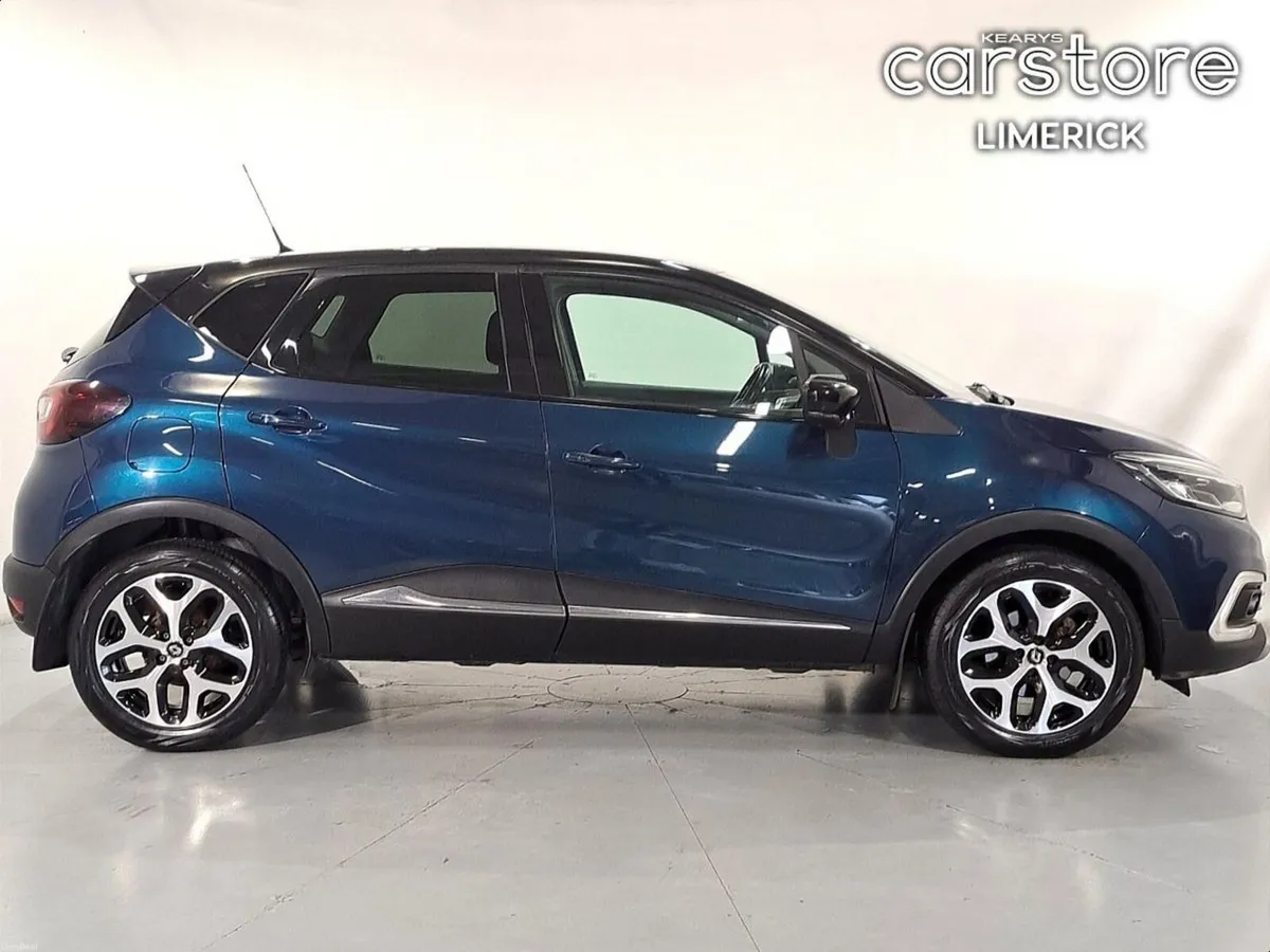 Renault Captur 1.5 DSL SIGNATURE X NAV AUTO - Image 2