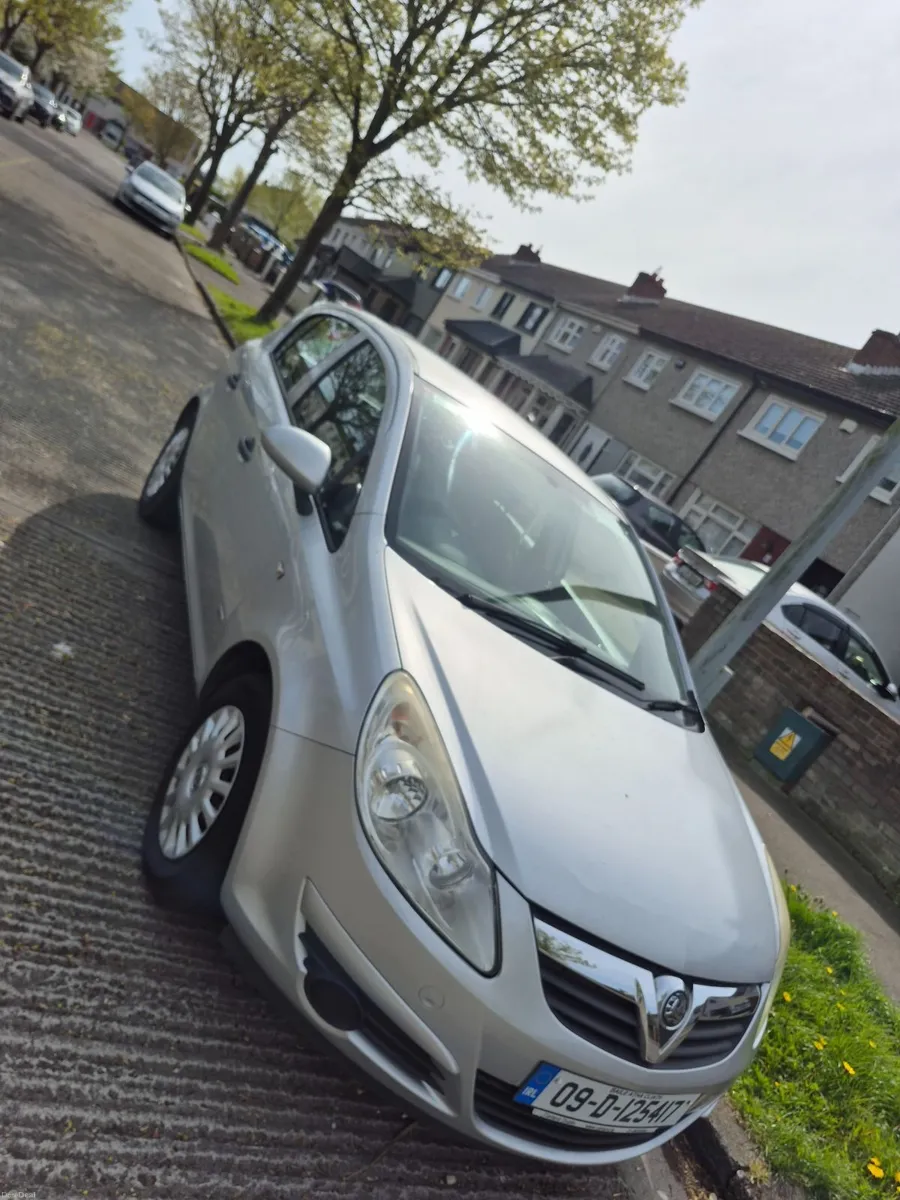 Vauxhall Corsa 2009 - Image 2