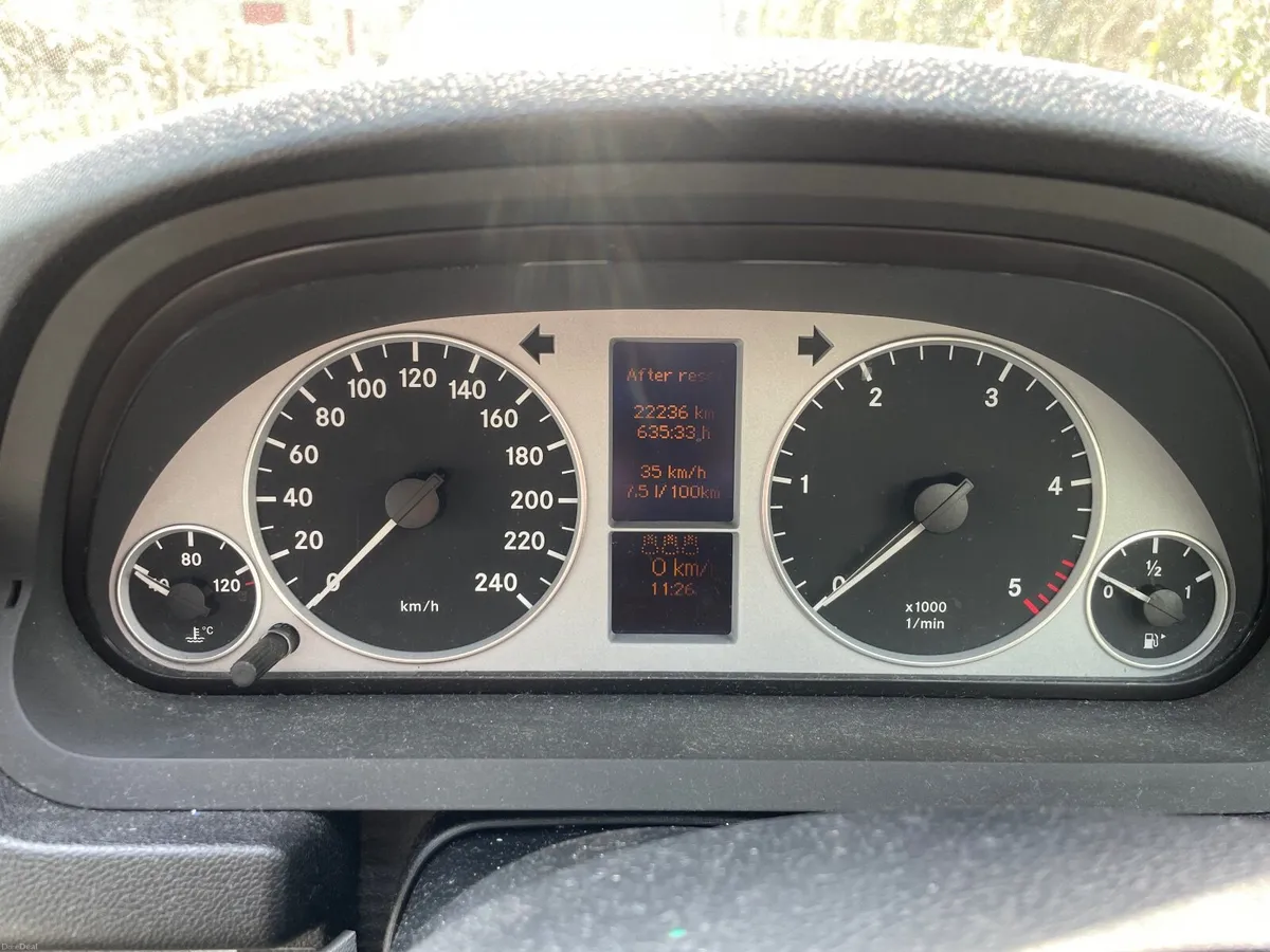 Mercedes-Benz B-Class 2007 - Image 2