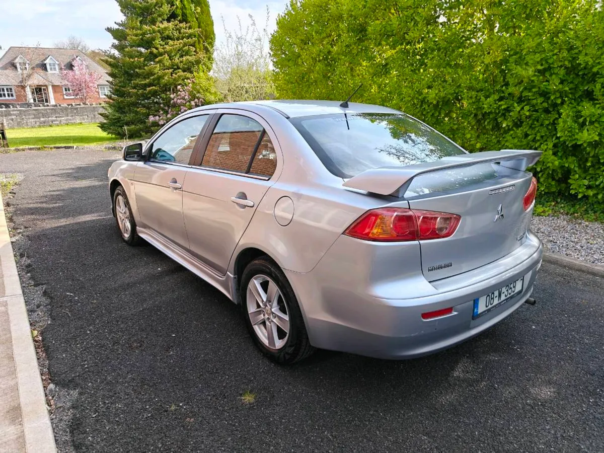 Mitsubishi Lancer - Image 4