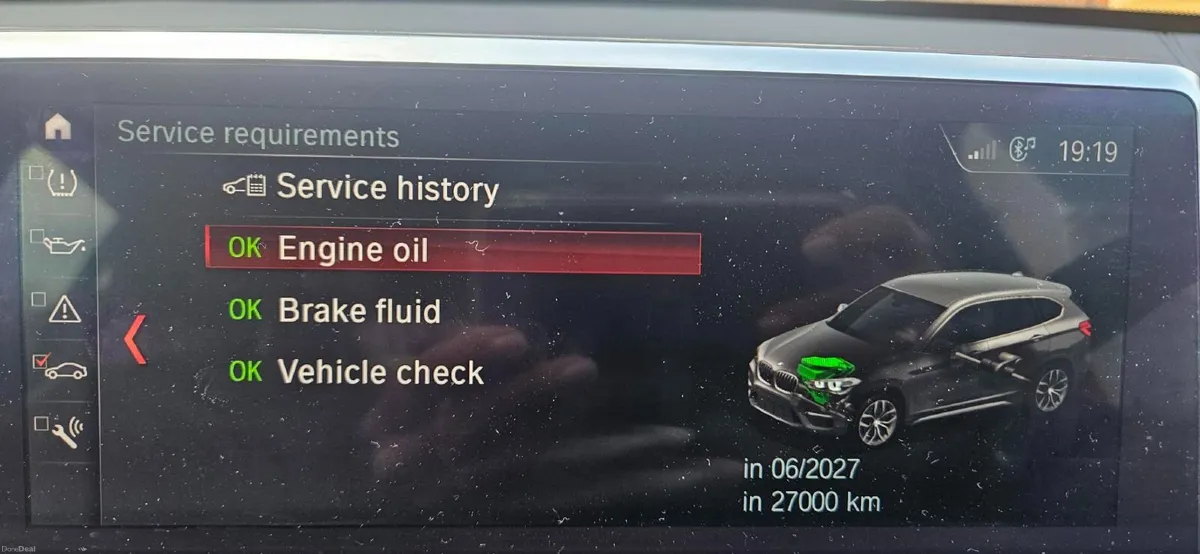 2021 BMW X1 xDrive25e Plug-In Hybrid / Auto - Image 4