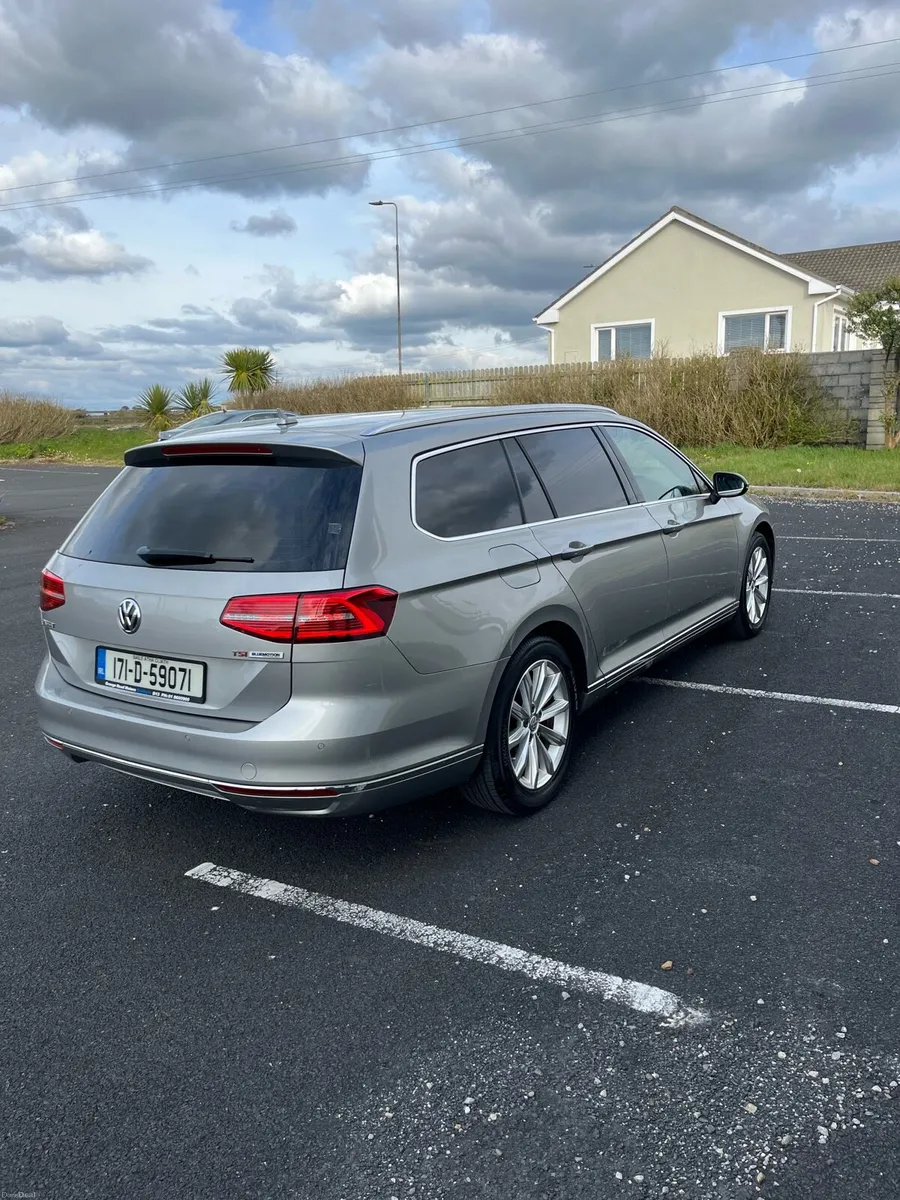 Volkswagen Passat Estate 2017 AUTOMATIC 1.4TSI 150 - Image 4