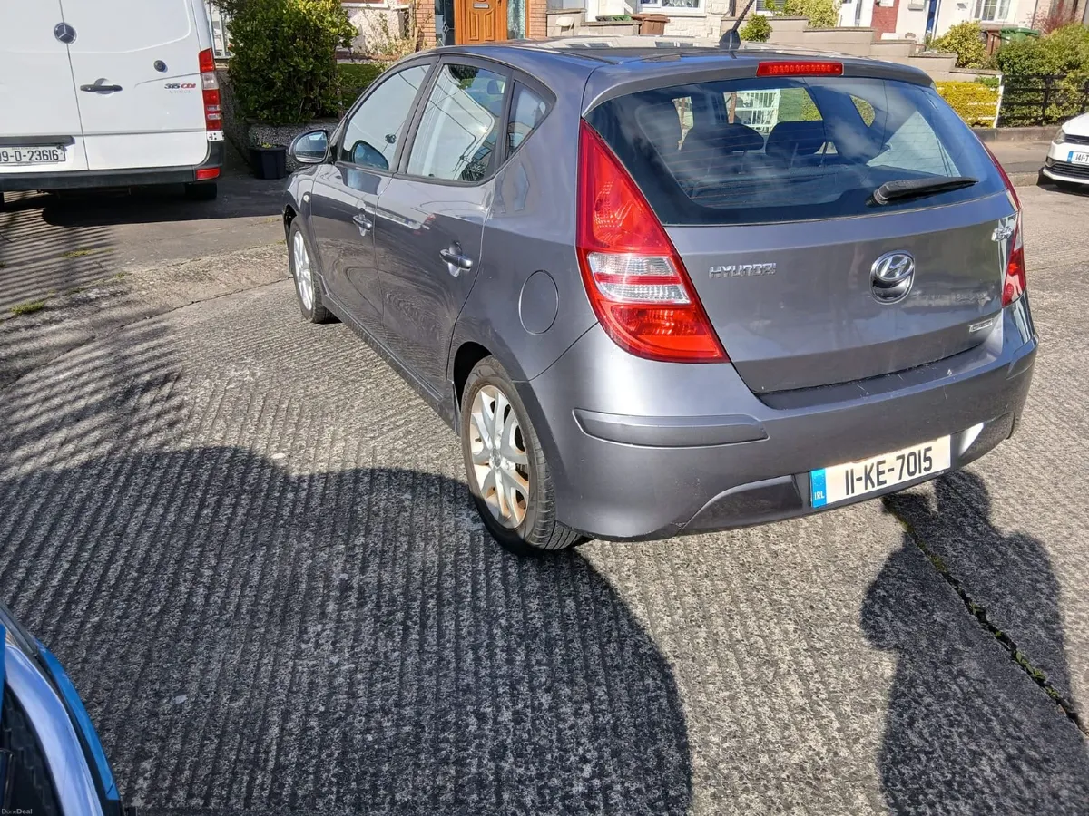Hyundai i30 2011 - Image 1