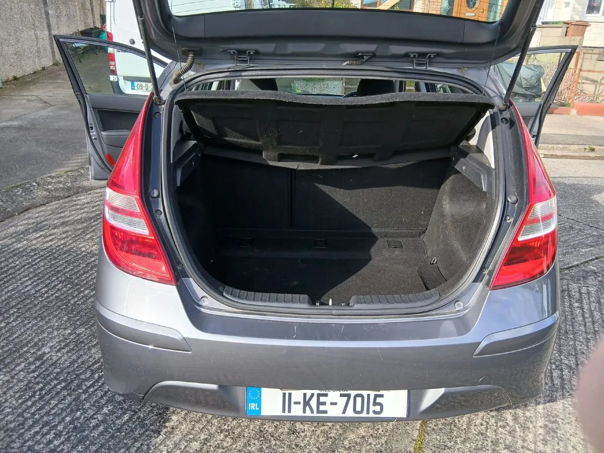 Hyundai i30 2011 - Image 3
