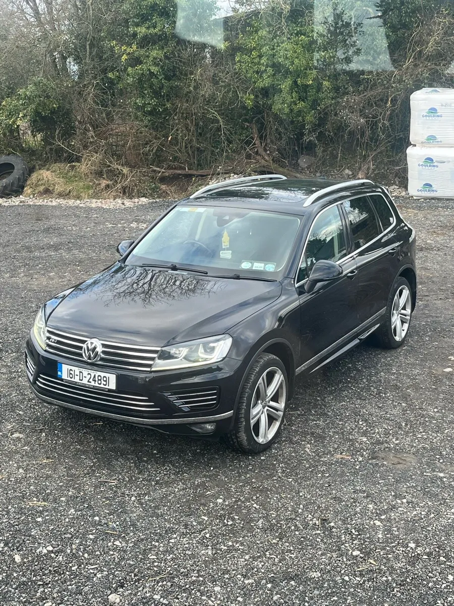 Volkswagen Touareg - Image 1