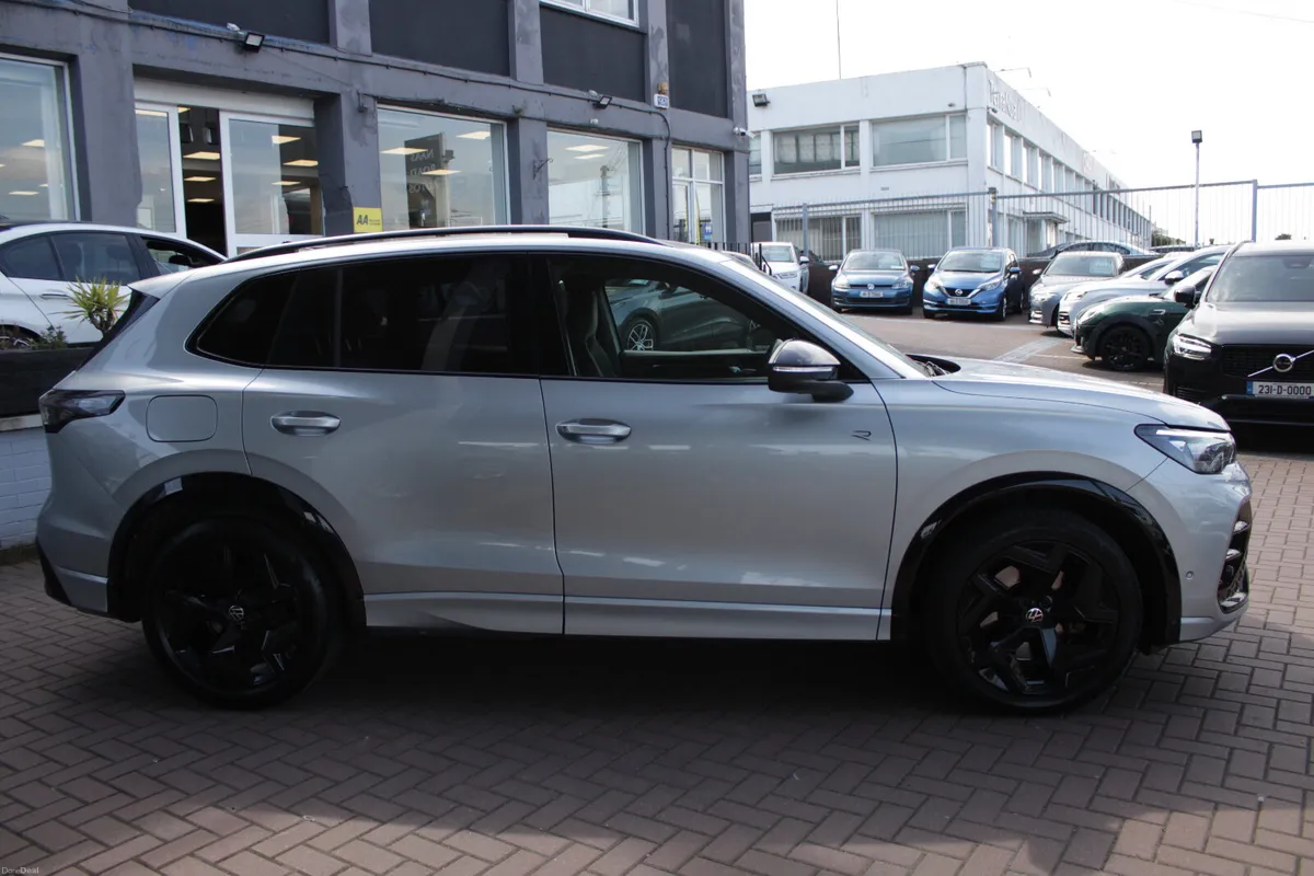 2024 VOLKSWAGEN TIGUAN 2.0TDI GENERATION 3 R-LINE - Image 3