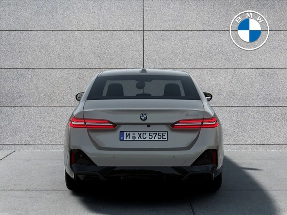 BMW 5-Series 530e M Sport - Image 3