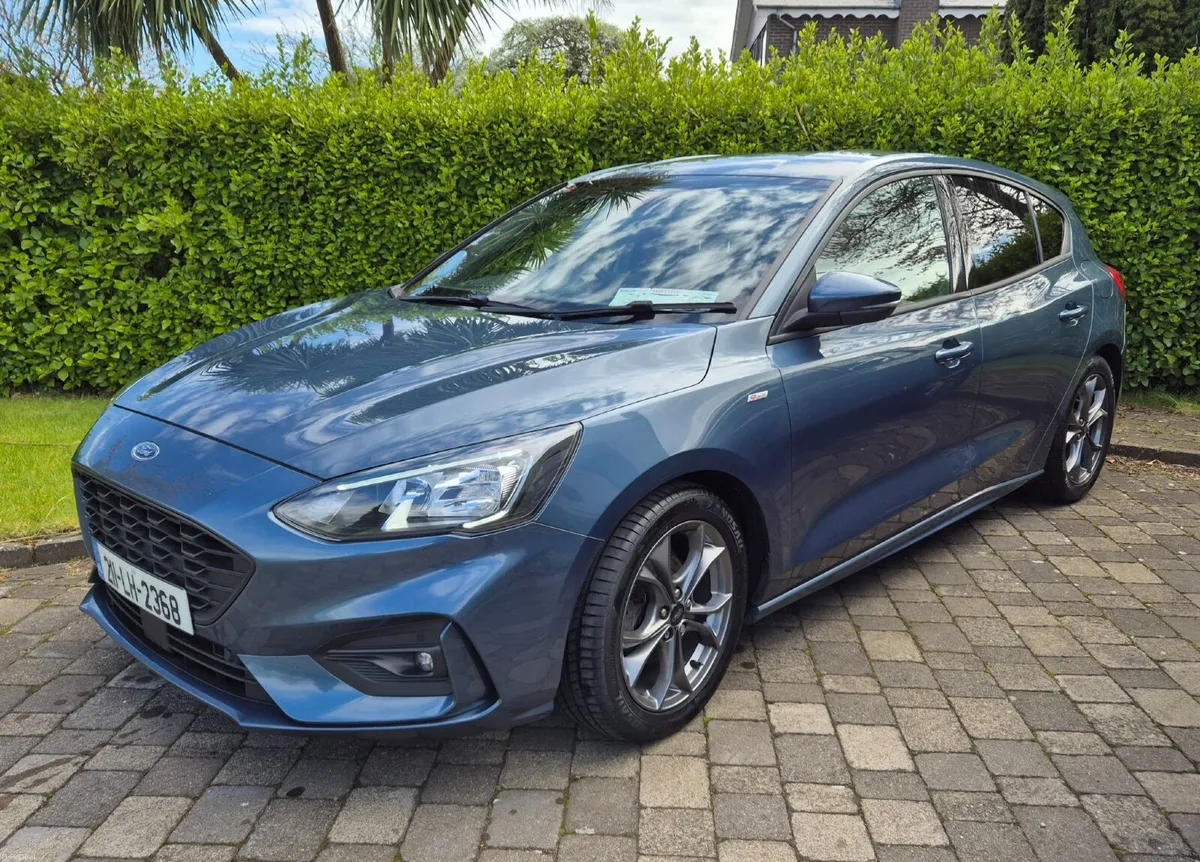 Ford Focus 2021 - Image 1