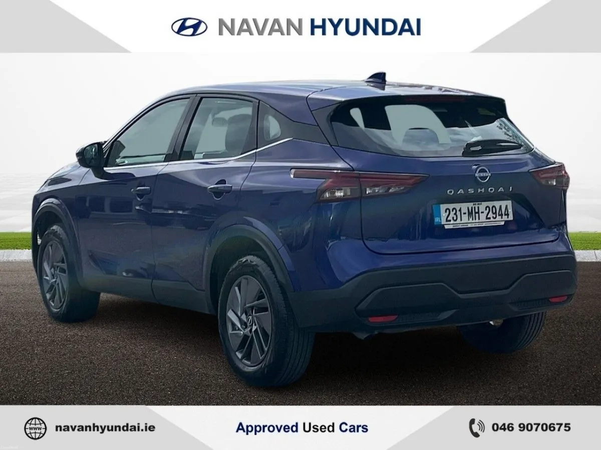 Nissan Qashqai 1.3 PET MILD HYBRID SV CVT *EFFICIE - Image 6