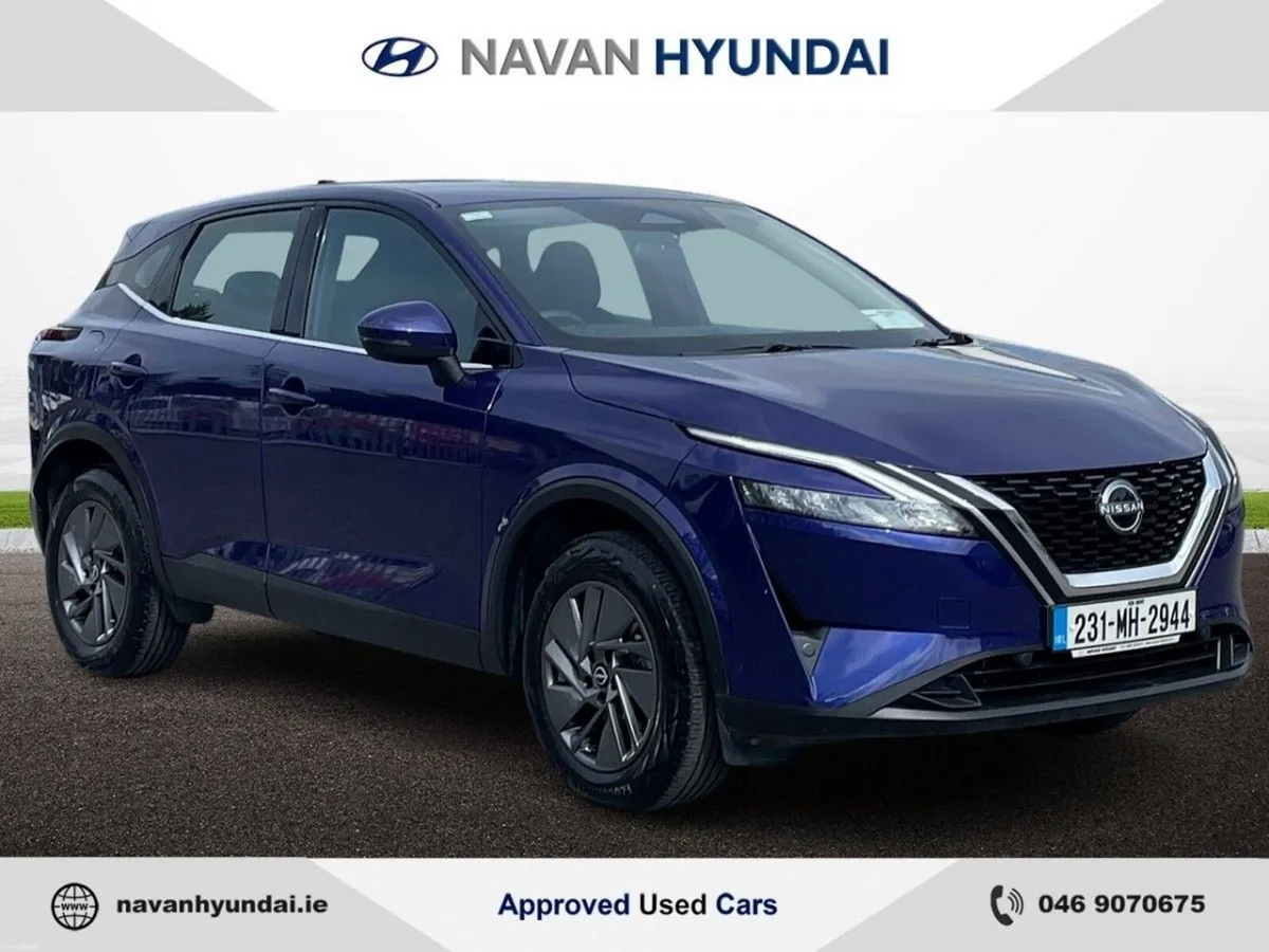Nissan Qashqai 1.3 PET MILD HYBRID SV CVT - Image 1