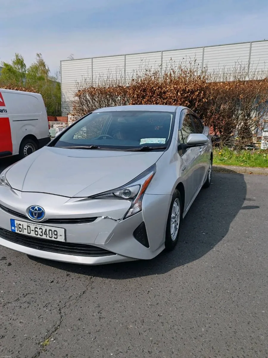 Toyota Prius 2016 - Image 3