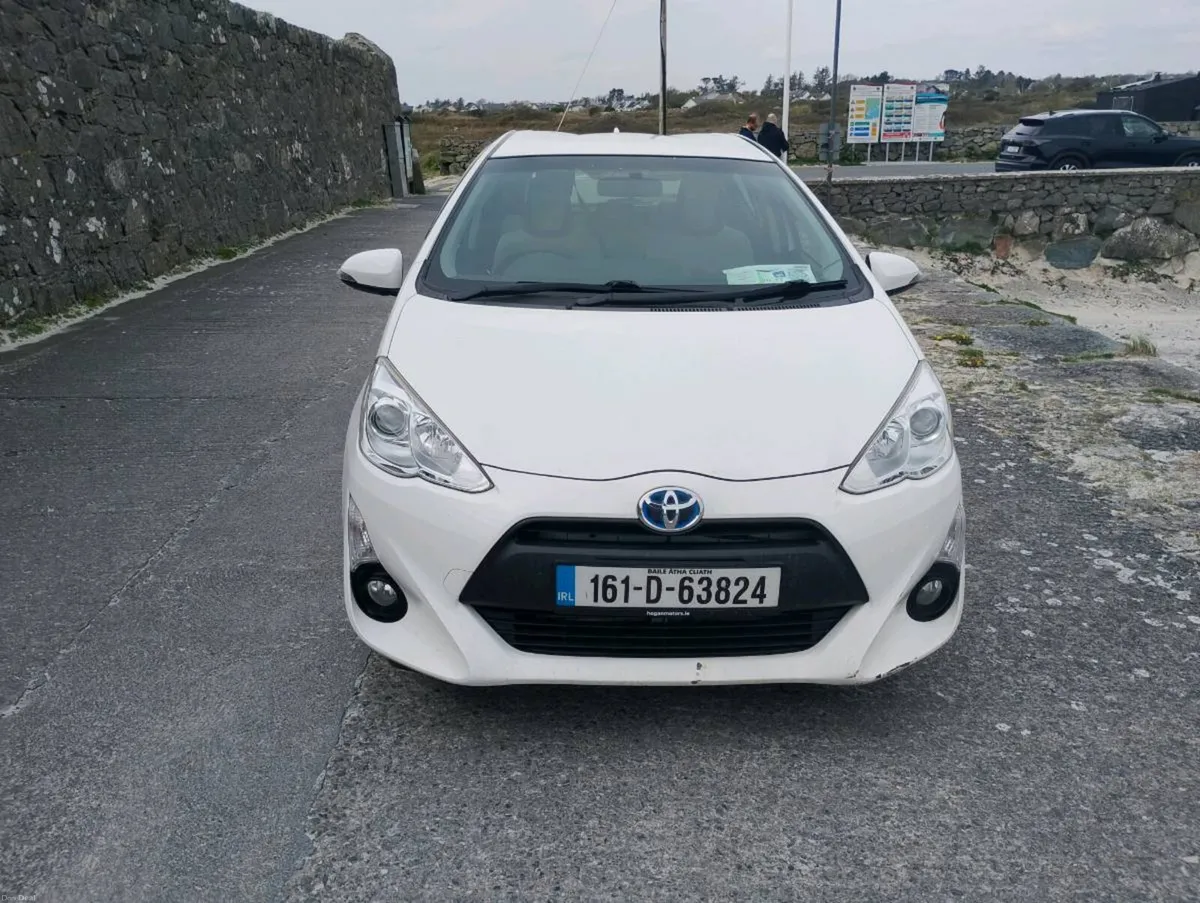 Automatic Toyota Aqua Hybrid Low mileage - Image 2