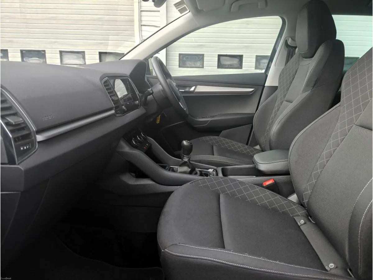 Skoda Karoq AMBITION 1.0 TSI 115 BHP- AS JUST WITH - Image 3