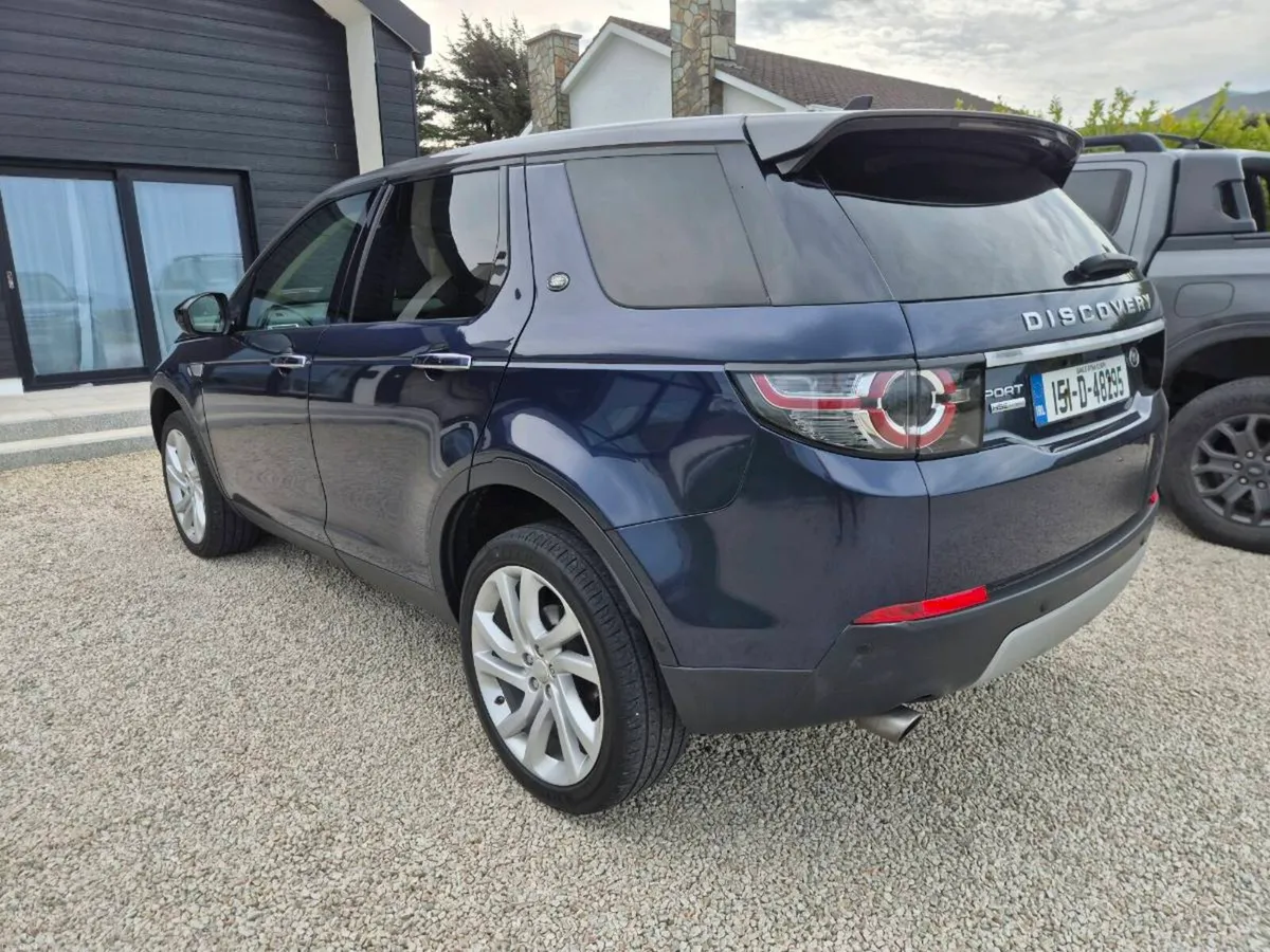 Land Rover Discovery Sport - Image 3