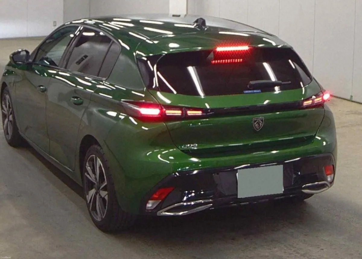 2023 Peugeot 208 Allure HDI - Image 4