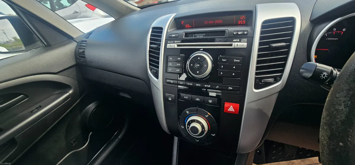 Kia Venga 2014 - Image 4