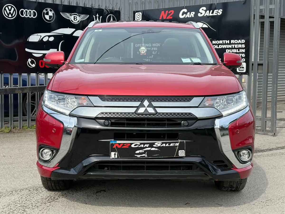 172 Outlander Plug in Hybrid, LOW MILES, NEW NCT - Image 2