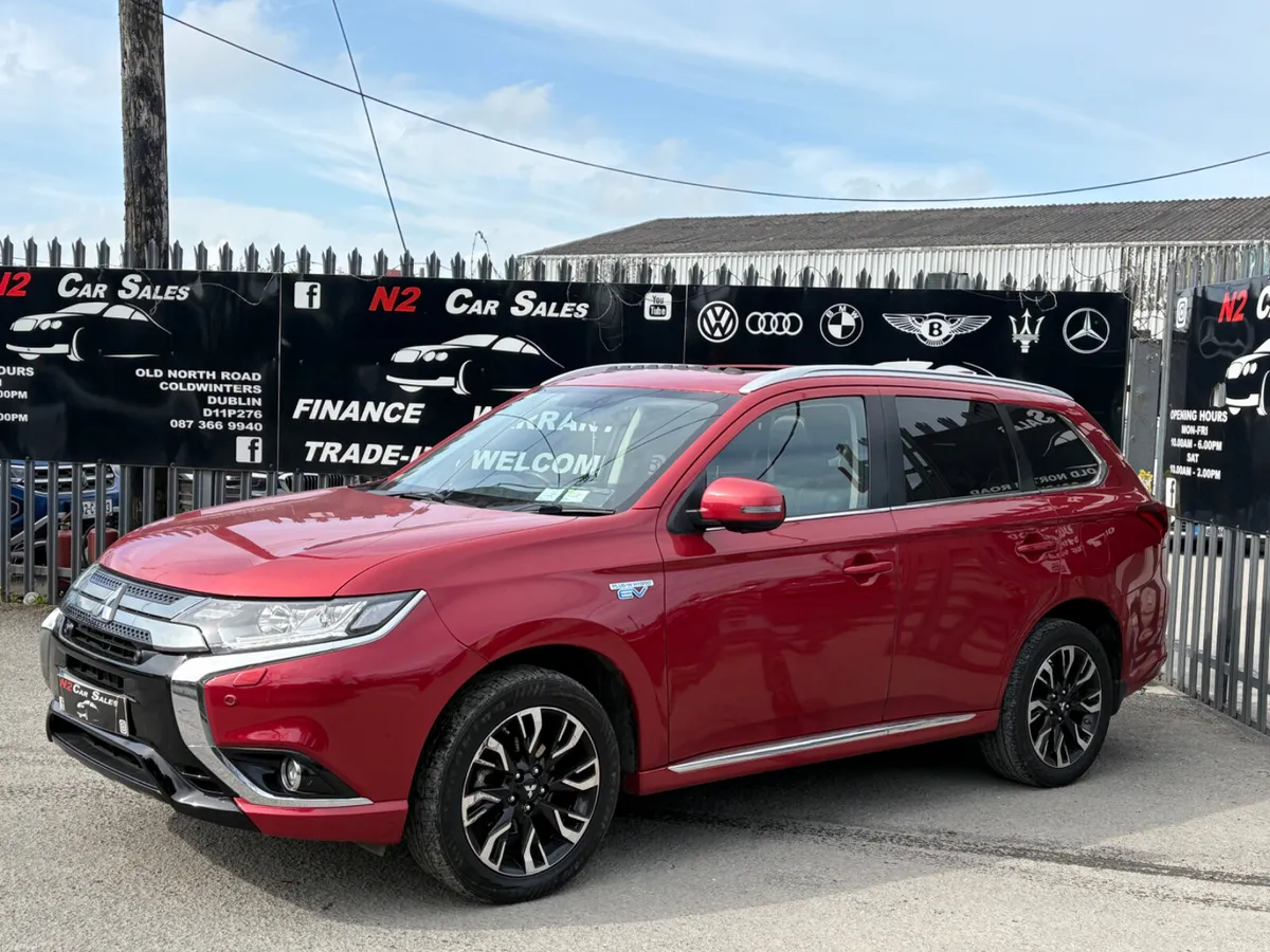 172 Outlander Plug in Hybrid, LOW MILES, NEW NCT - Image 3