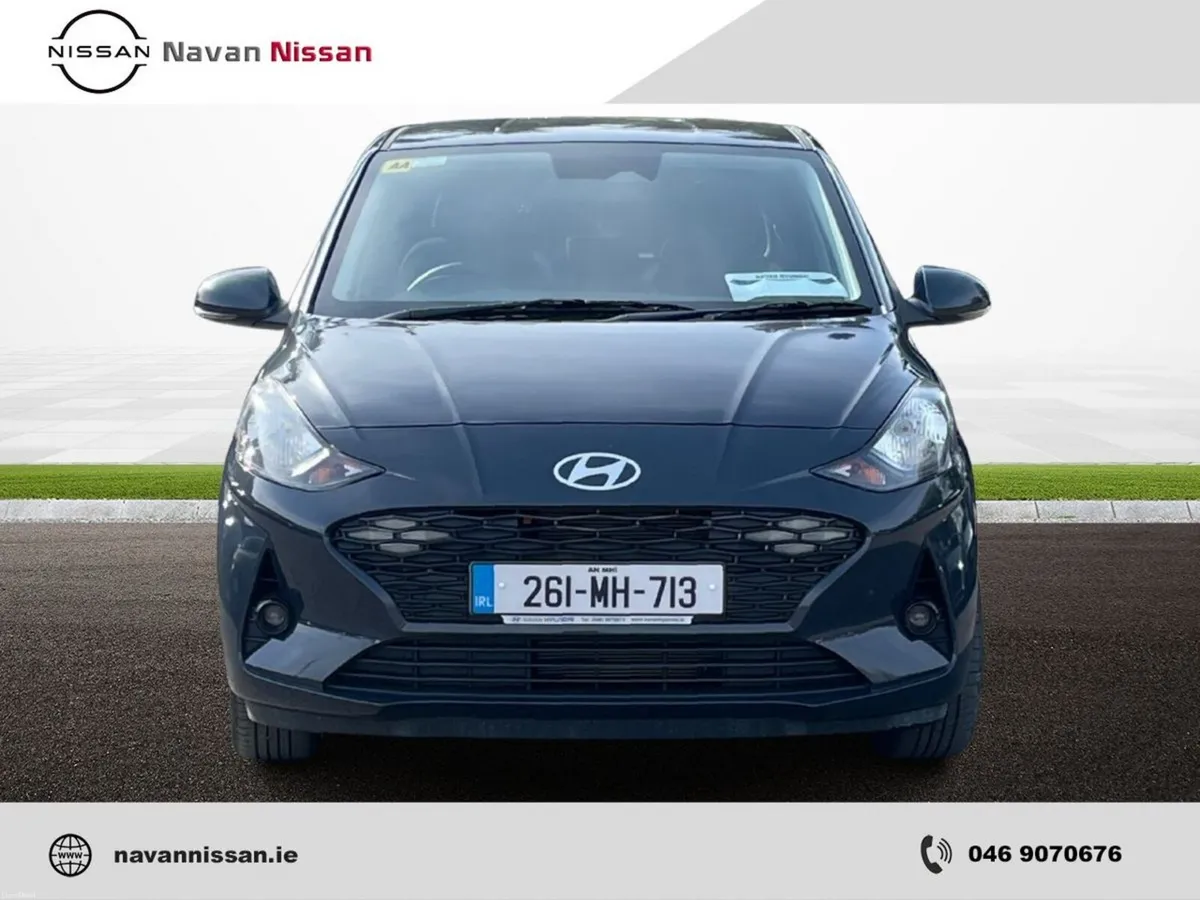 Hyundai i10 Deluxe Plus *EX DEMO* - Image 3