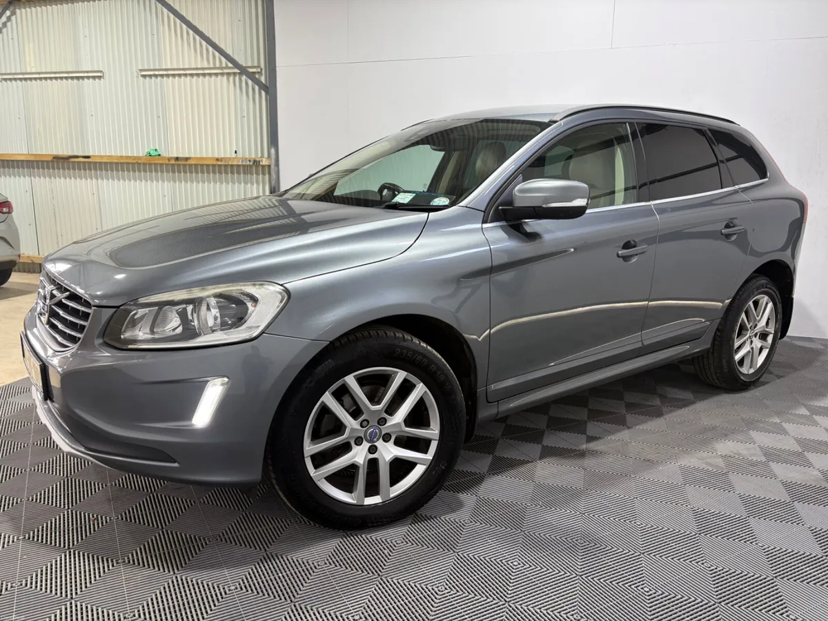 2016 Volvo XC60 D4 2.0 190 Bhp - Image 4