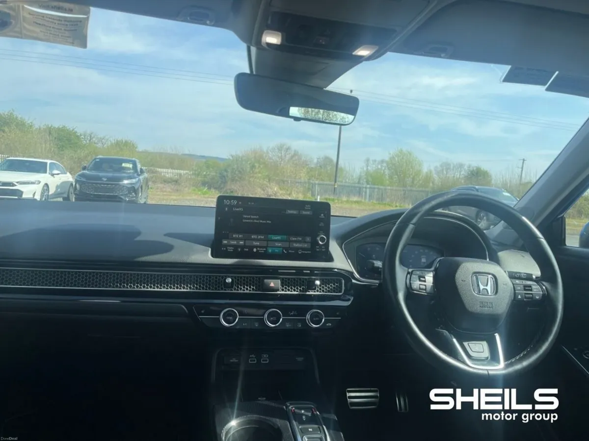 Honda Civic 2.0 i-MMD Hybrid Advance - Image 2