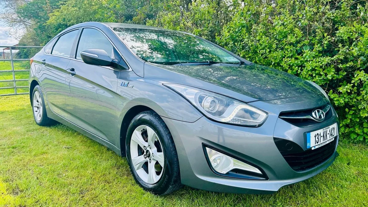 2013 Hyundai i40 - Image 1
