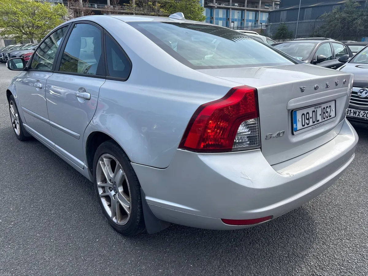 Volvo S40 - Image 3