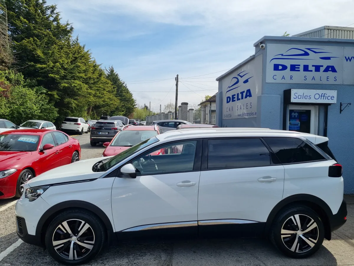2018 PEUGEOT 5008 ALLURE 1.2 130BHP *7 SEATER* - Image 3