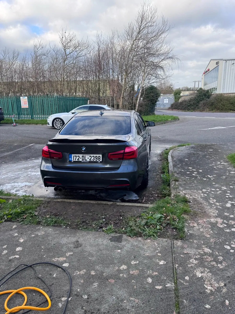 BMW 3-Series 2017 - Image 4