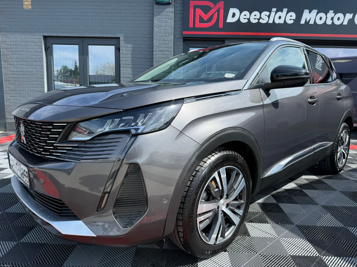 Peugeot 3008 2022, 1/2 Leather , Parking Sensors - Image 2