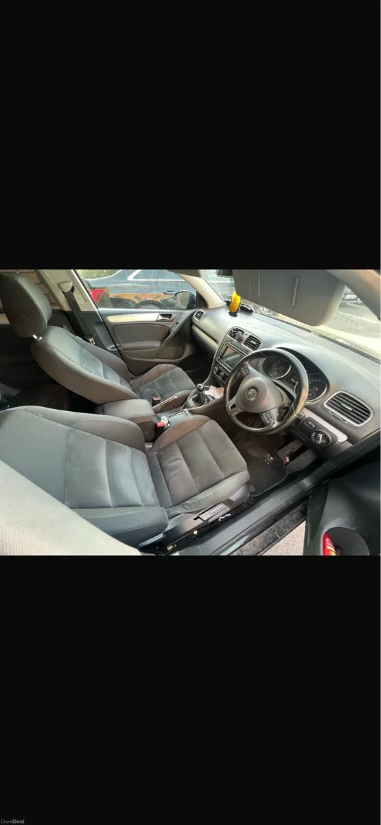 Volkswagen Golf - Image 4