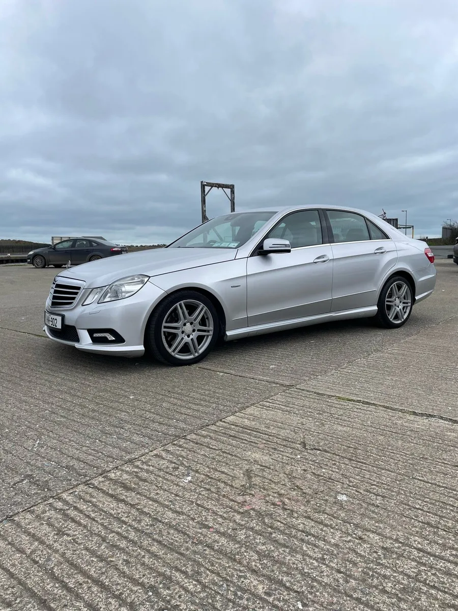 Mercedes E Class Avantgarde - Image 1