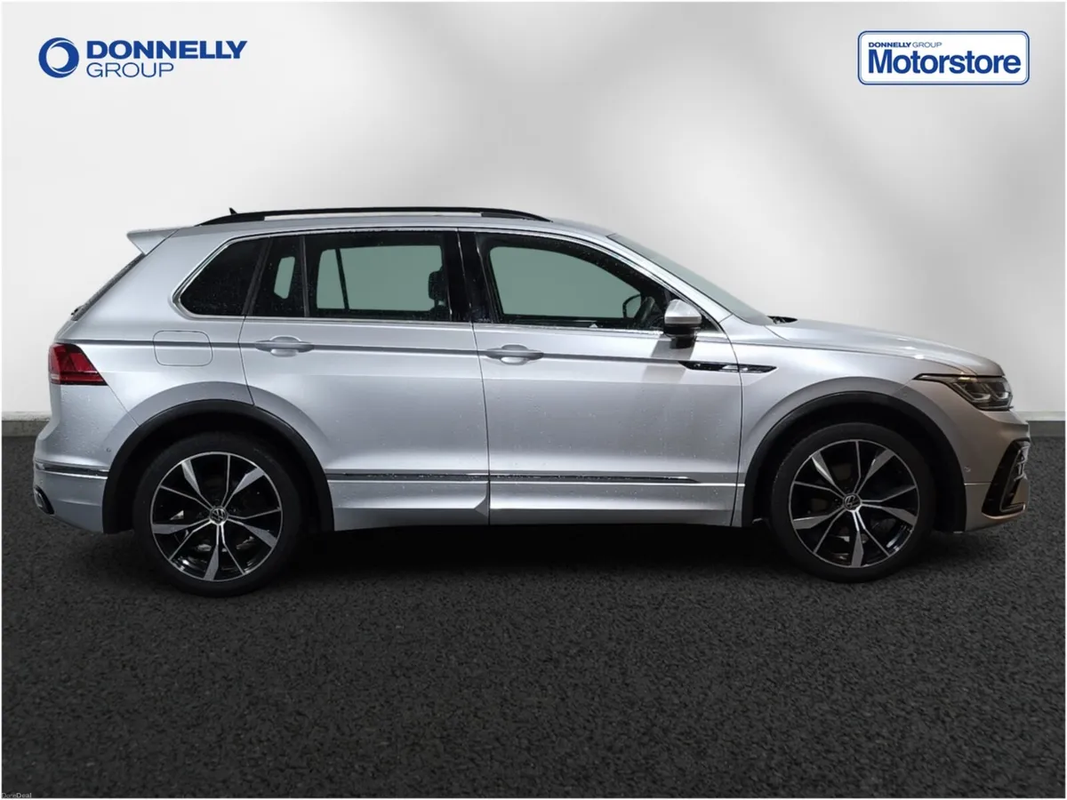 Volkswagen Tiguan Estate R-Line - Image 3